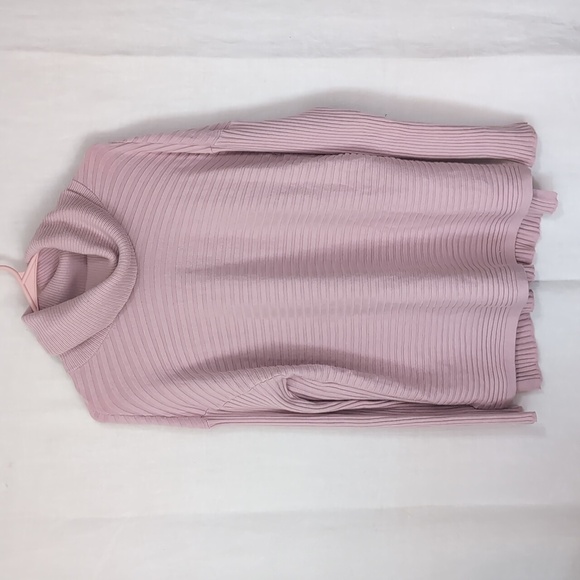 Chicos Zenergy Light Pink Cashmere Blend Turtleneck Sweater Size Medium - Picture 1 of 5